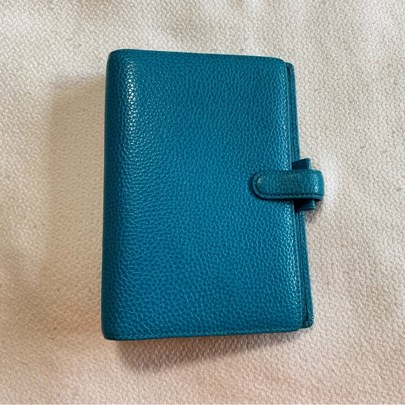 filoFAX Finsbury Teal Personal Pebbled Leather Organizer - Picture 2 of 11